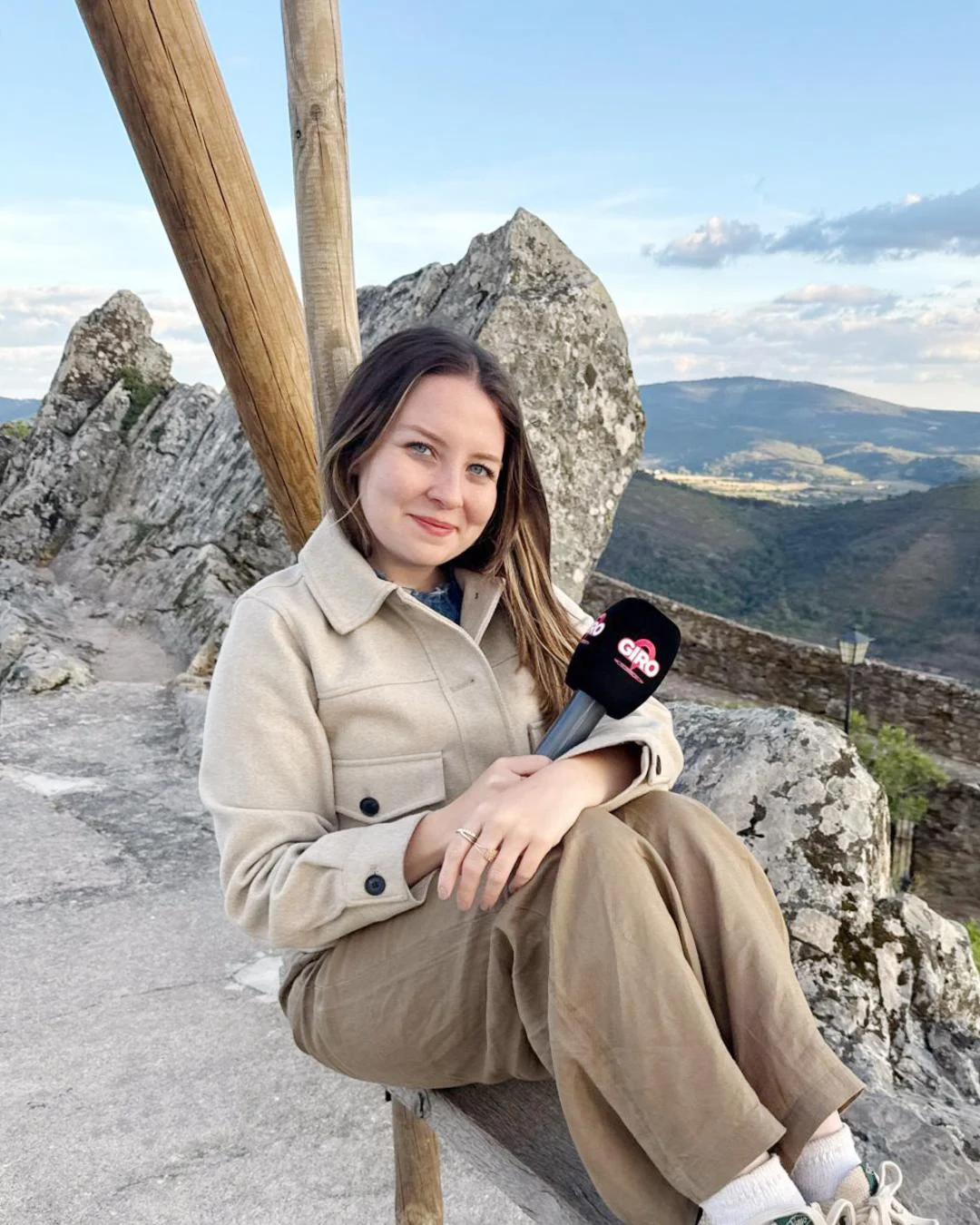 Araucariense Mahayla Haddad é a nova apresentadora do 'Giro', da Record TV Europa