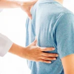 Escoliose não é doença de adulto e pode começar ainda na adolescência