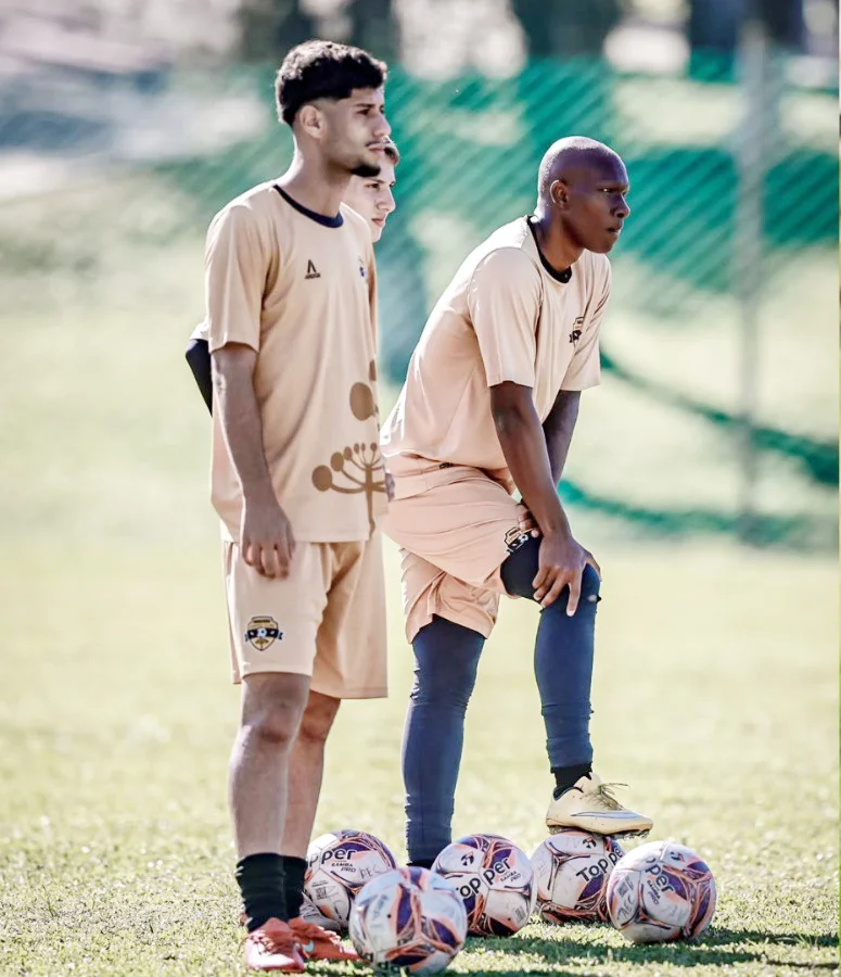 Patriotas e Araucária SAF garantem vaga e fazem final inédita do Paranaense Sub-20 Patriotas e Araucária SAF garantem vaga e fazem final inédita do Paranaense Sub-20