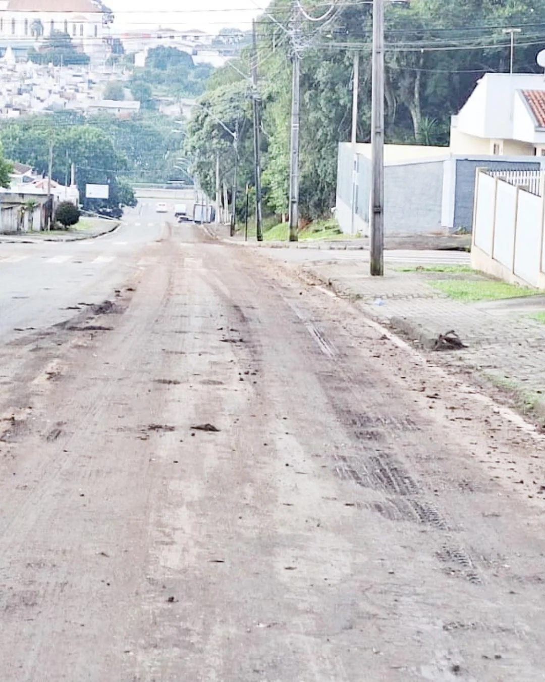 Obra de gasoduto tem gerado transtornos e reclamações de moradores