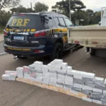 PRF apreende na BR-476, em Araucária, um caminhão com 170 celulares avaliados em R$ 500 mil