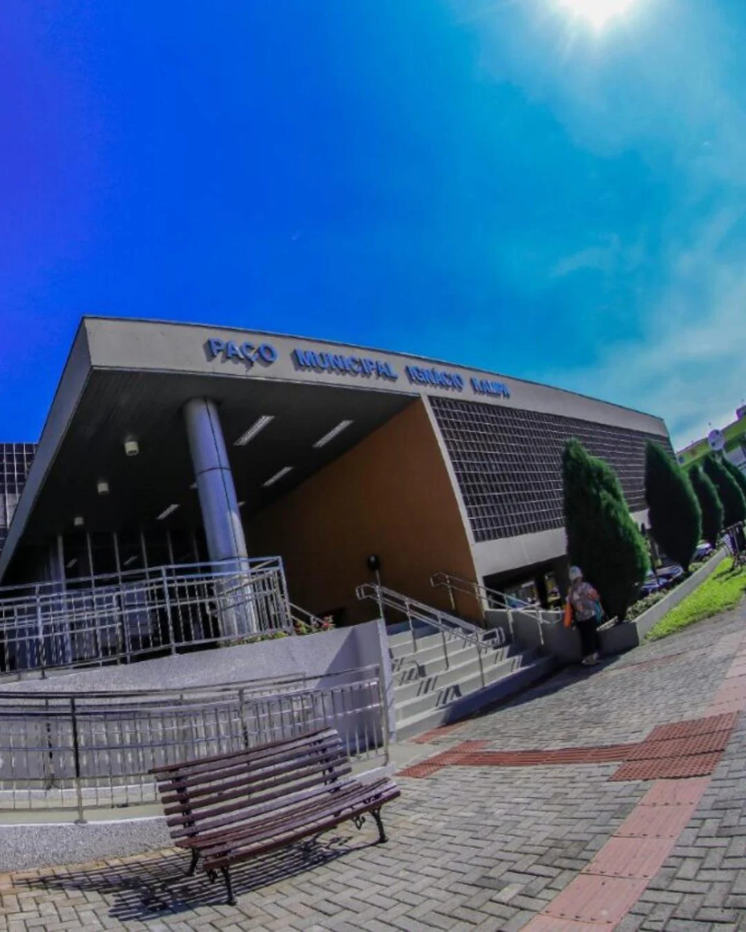 Projeto que reajusta salários dos servidores vai à Câmara esta semana