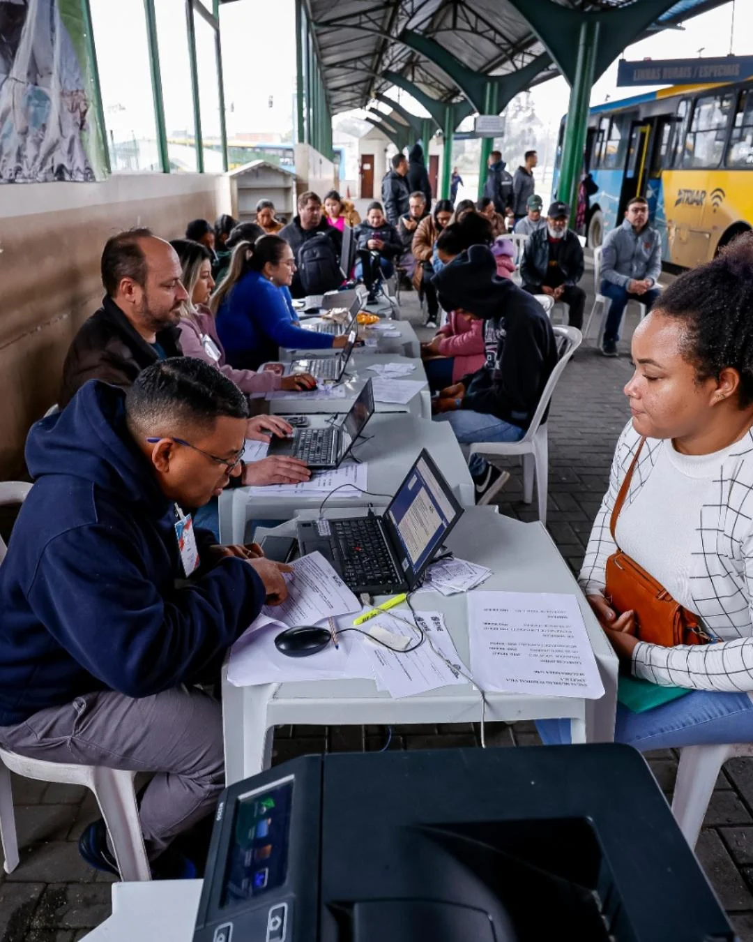 Araucária promove semana de mutirão de emprego com atendimento no Terminal Central