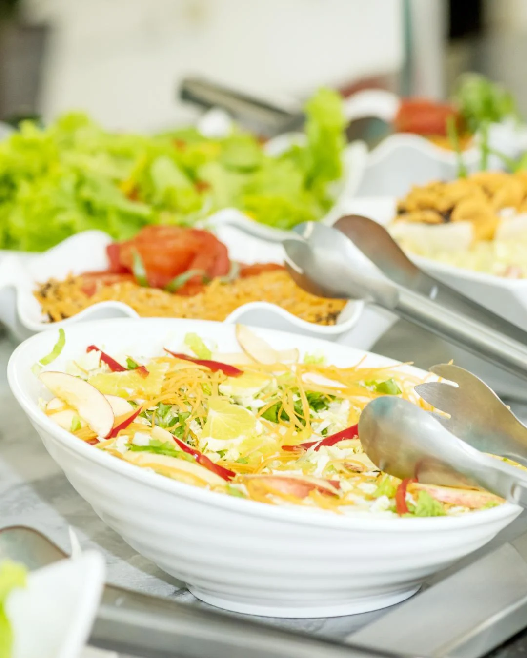 Coluna Risotolândia: Muito além do almoço — como a alimentação influencia a produtividade nas empresas