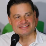 Em pesquisa após convenções, Sandro Alex salta para 27,6% das intenções de voto