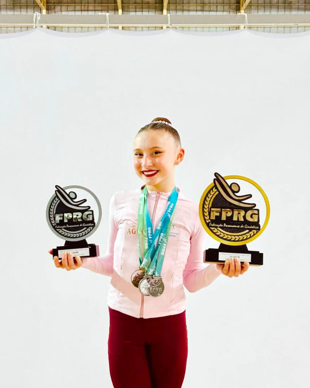 Ginasta Bela Baja é vice-campeã geral no Paranaense de Ginástica Rítmica