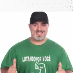 Leandro da Academia registra candidatura a deputado estadual