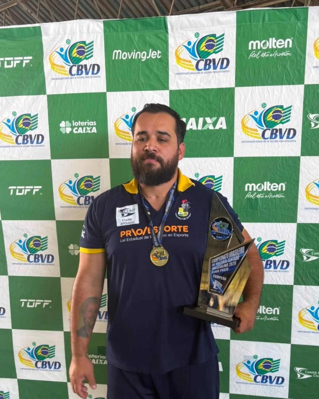Time do araucariense Ed Casagranda é campeão invicto do Brasileiro de Paravôlei