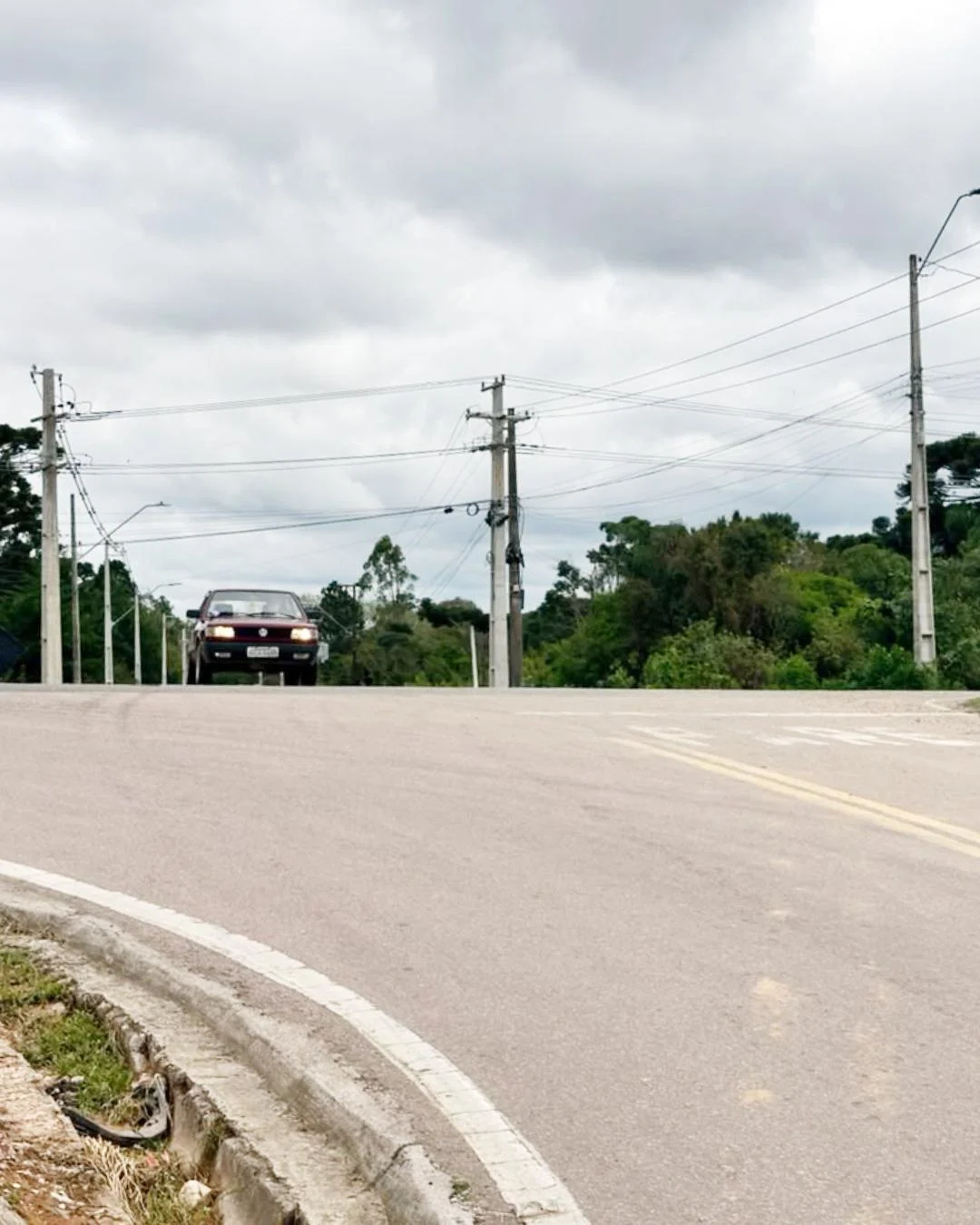 Moradores pedem reforço na sinalização no cruzamento da PR-423 com a Av. Independência