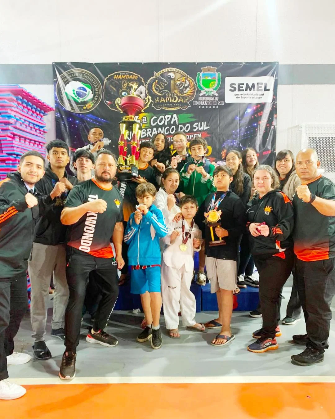 Projeto Faixa Preta do Taekwondo Araucária conquista 6º lugar geral na 4ª Copa Rio Branco do Sul