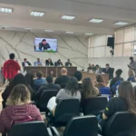 Câmara aprova abertura de comissão contra vice-prefeita; Tati alega motivação política
