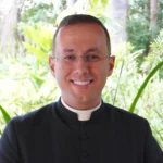 Comunidade de Aliança N. Sra. de Rosa Mística convida para Noite de Louvor nesta terça (20)