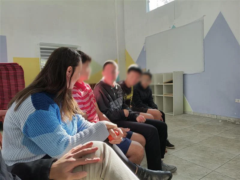 Projeto da Risotolândia prepara 50 jovens vulneráveis de Araucária para o primeiro emprego Projeto da Risotolândia prepara 50 jovens vulneráveis de Araucária para o primeiro emprego